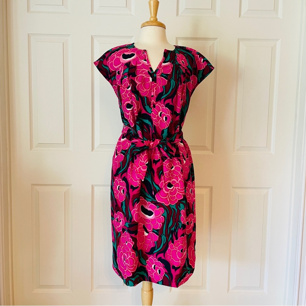 Talbots Black and Pink V-Neck Dtess with Dolman Cap Sleeves